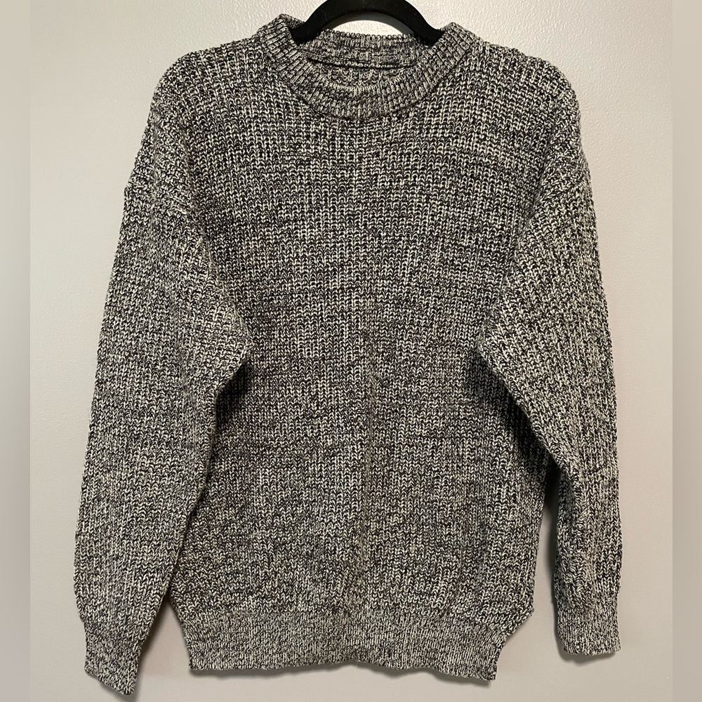 Women’s Black/Grey Knit Oversized Crew Neck Sweater Size Medium